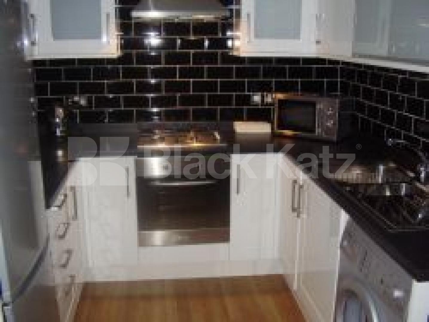 			1 Bedroom, 1 bath, 1 reception Flat			 Dalmeny Avenue, CAMDEN ROAD / HOLLOWAY N7